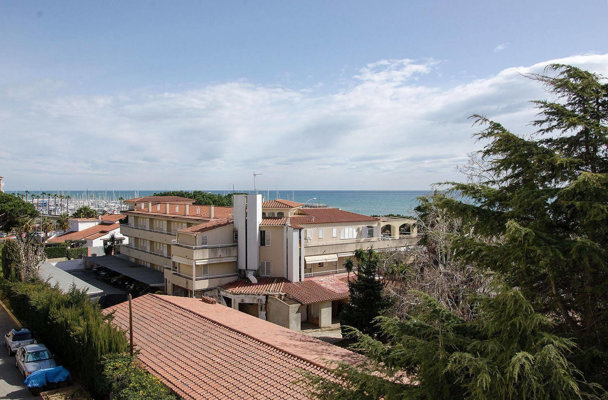 סנט אנדראו דה יאבאנרס Apartment Llavaneres I מראה חיצוני תמונה