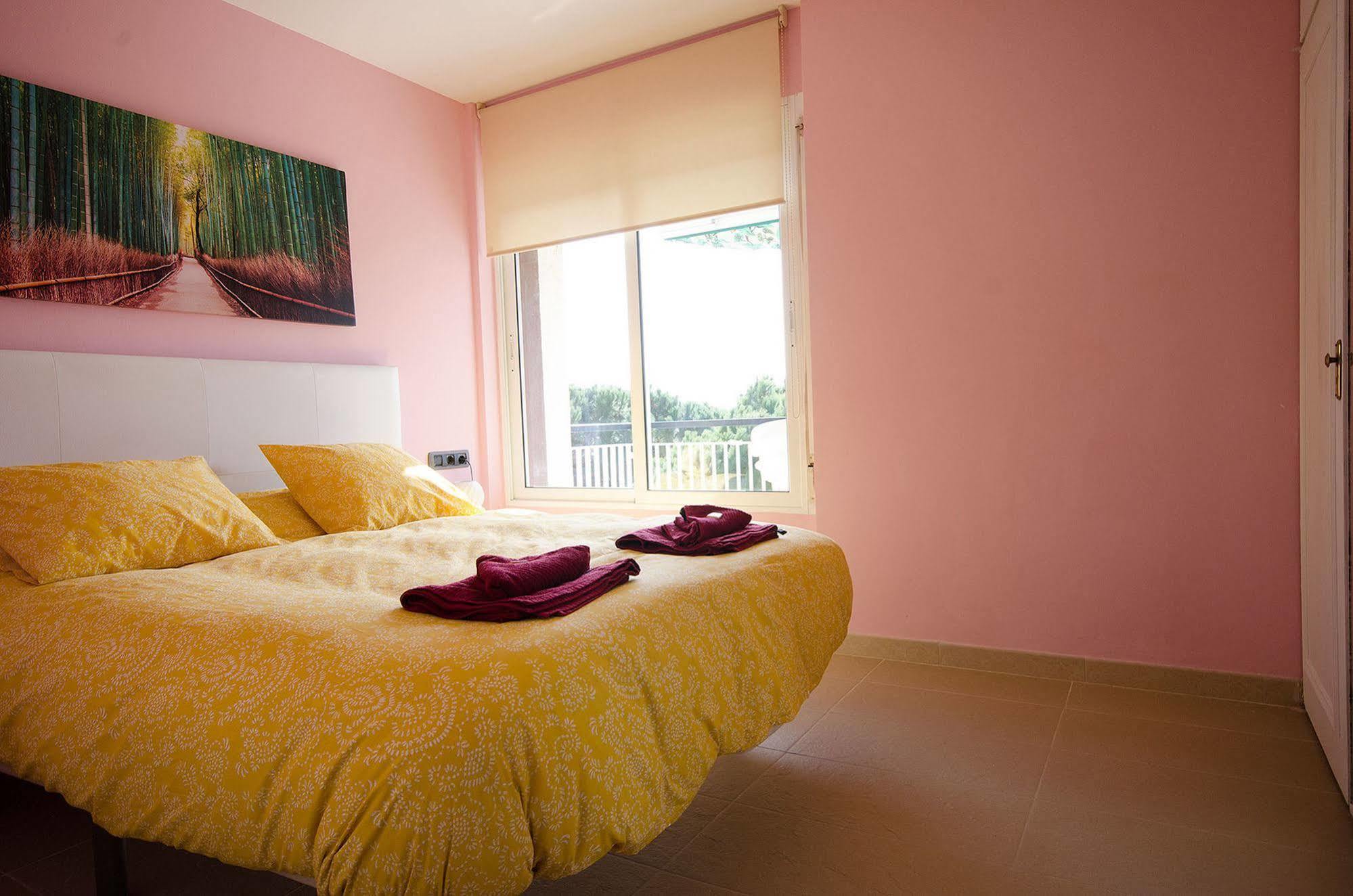 סנט אנדראו דה יאבאנרס Apartment Llavaneres I מראה חיצוני תמונה