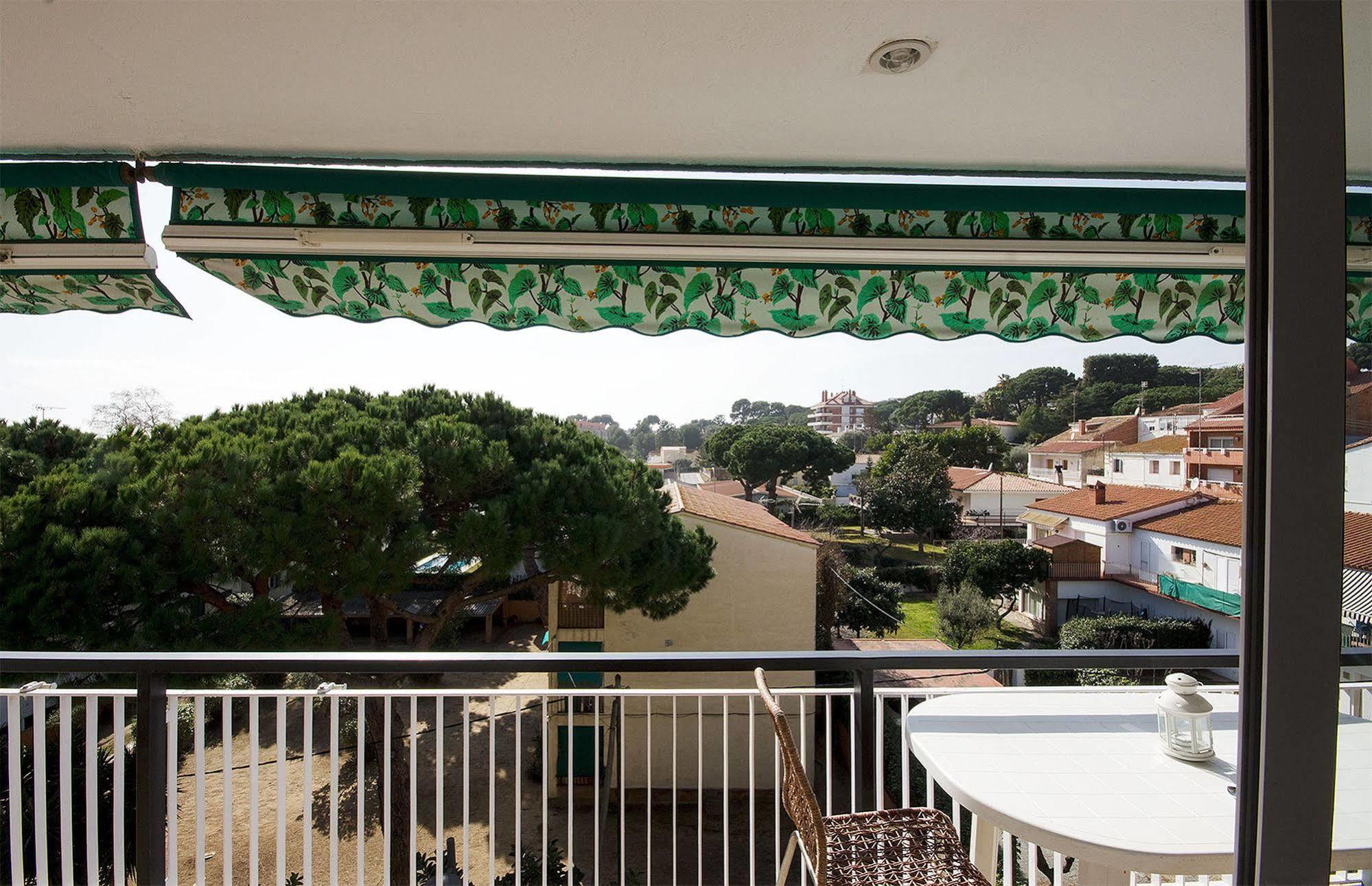 סנט אנדראו דה יאבאנרס Apartment Llavaneres I מראה חיצוני תמונה